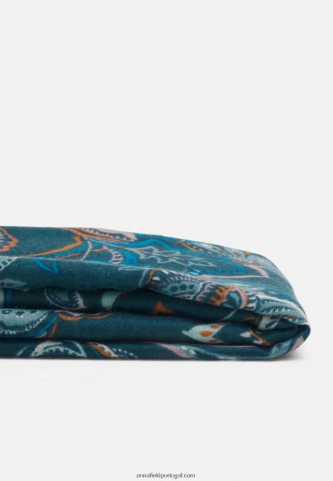 mulheres cachecol verde F4BZ0D2830 Anna Field