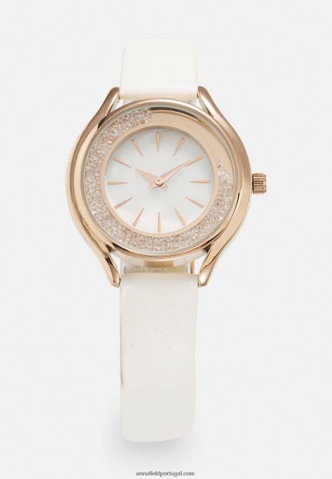 mulheres assistir branco F4BZ0D2784 Anna Field