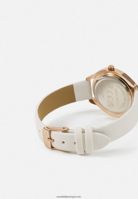 mulheres assistir branco F4BZ0D2784 Anna Field