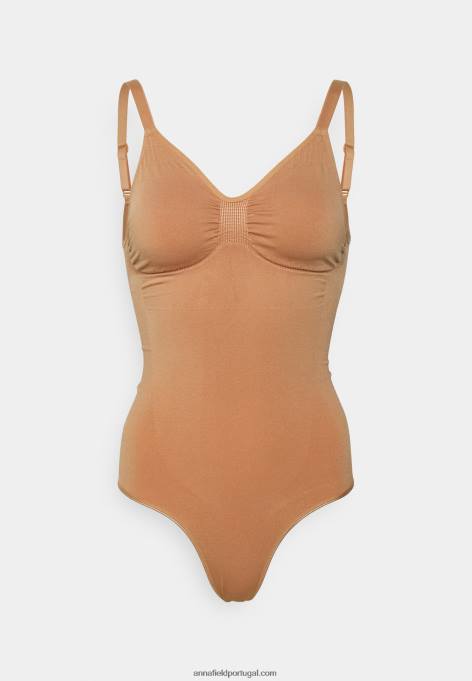 mulheres corpo nu F4BZ0D1021 Anna Field