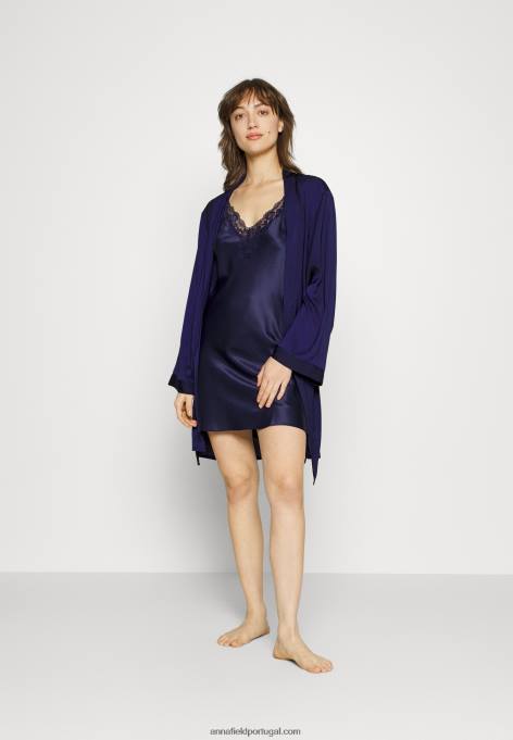 mulheres roupão azul F4BZ0D1089 Anna Field