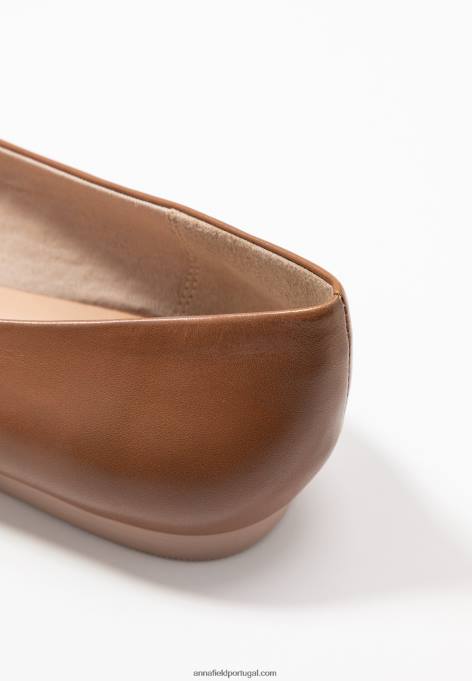 mulheres bombas de balé de couro conhaque F4BZ0D2066 Anna Field