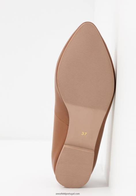 mulheres bombas de balé de couro conhaque F4BZ0D2066 Anna Field