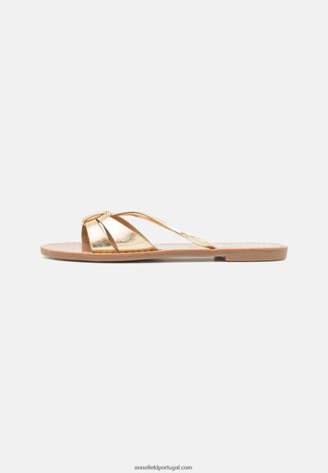 mulheres mulas de ouro F4BZ0D1880 Anna Field